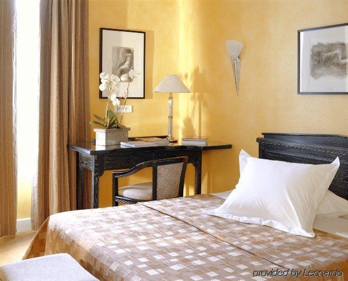 Hotel Restaurant Napoleon Fontainebleau Rom bilde