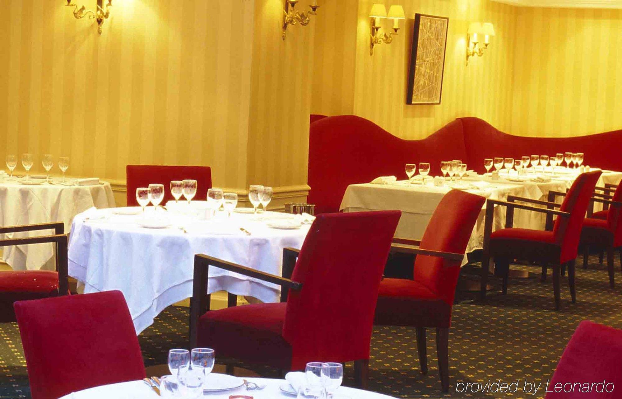 Hotel Restaurant Napoleon Fontainebleau Restaurant bilde
