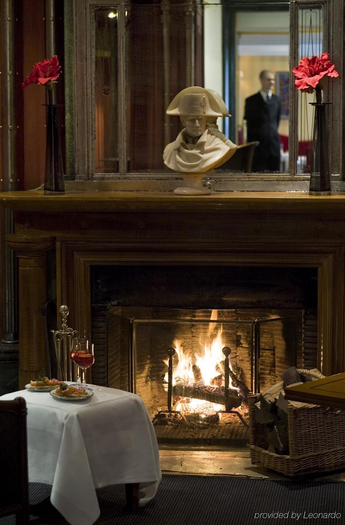 Hotel Restaurant Napoleon Fontainebleau Rom bilde