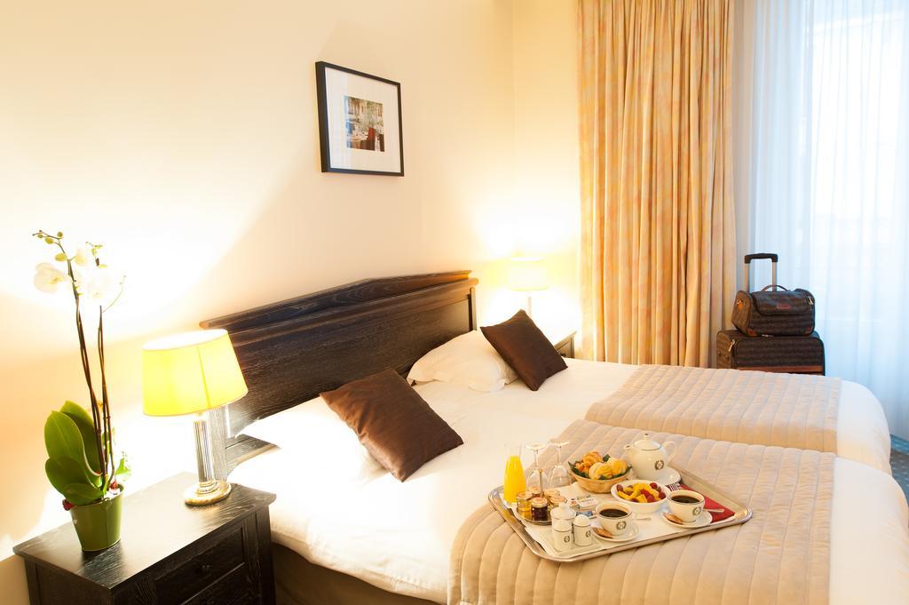 Hotel Restaurant Napoleon Fontainebleau Eksteriør bilde