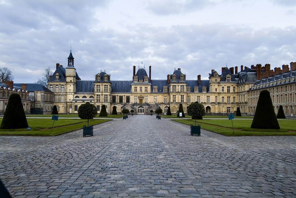 Hotel Restaurant Napoleon Fontainebleau Eksteriør bilde
